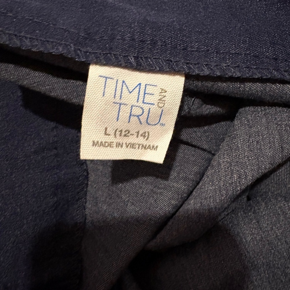 Cute and stretchy Time and Tru Navy High Waist Shorts. Size large. - Picture 2 of 2